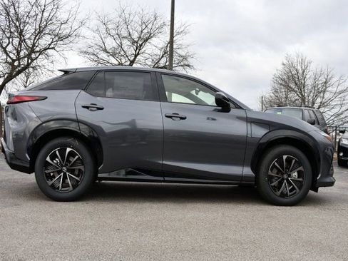 New 2026 Lexus RZ 350e 2WD image 8