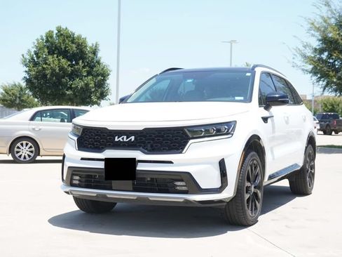 Used 2023 Kia Sorento SX AWD/4WD image 3