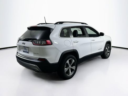 Used 2022 Jeep Cherokee Limited w/ Mopar Interior Package image 5