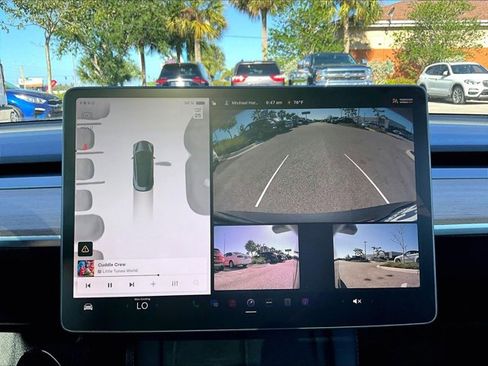 Used 2023 Tesla Model 3 Standard Range image 22