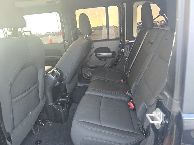 Used 2021 Jeep Wrangler Unlimited Sport AWD/4WD image 11