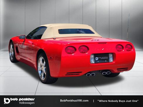 Used 2002 Chevrolet Corvette Convertible w/ Preferred Equipment Group2 RWD image 27