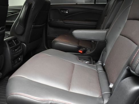 Used 2020 Honda Pilot Black Edition image 18