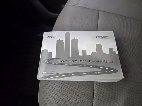 Used 2019 GMC Sierra 1500 SLT w/ SLT Premium Package image 29