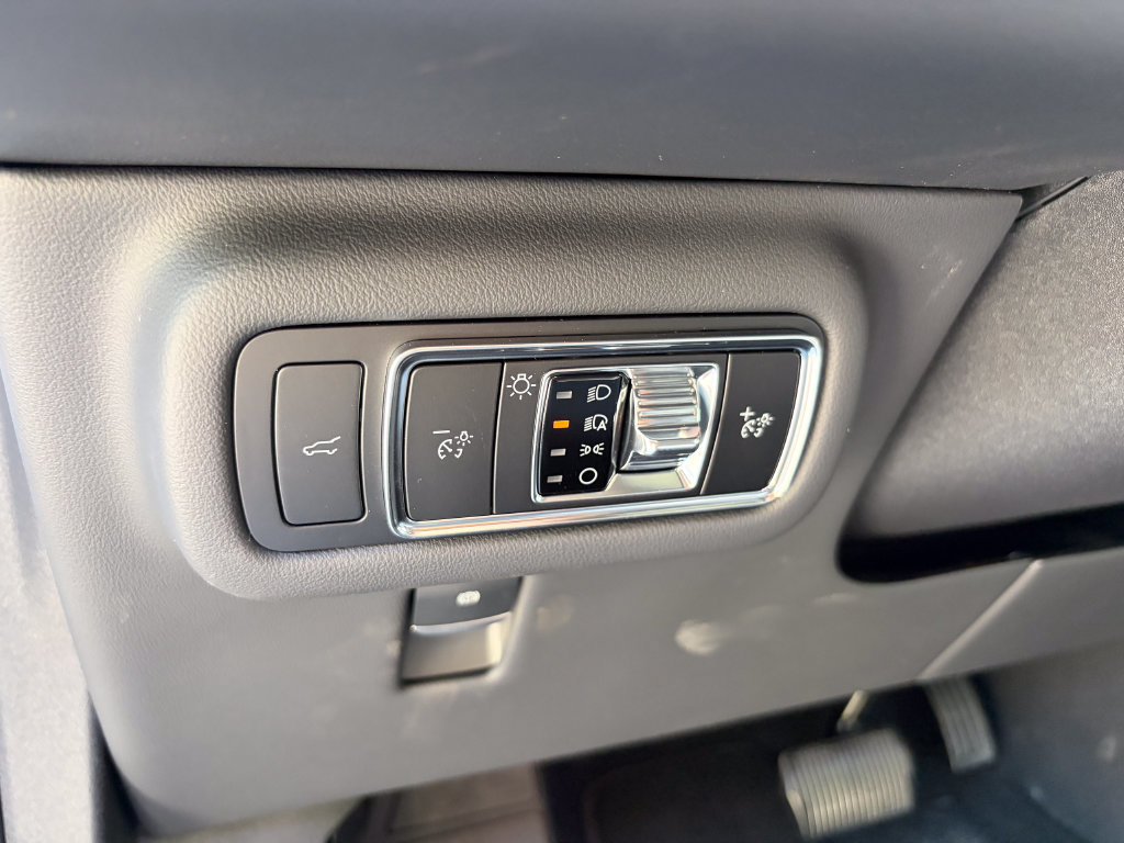New 2026 Lincoln Nautilus Premier w/ Equipment Group 102A AWD/4WD image 13