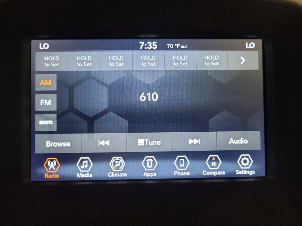 Used 2019 Jeep Compass Latitude w/ Popular Equipment Group FWD image 25