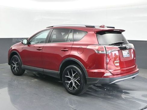 Used 2018 Toyota RAV4 SE w/ Power Extra Value Package FWD image 3