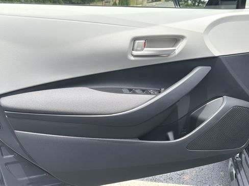 Used 2026 Toyota Corolla LE FWD image 10