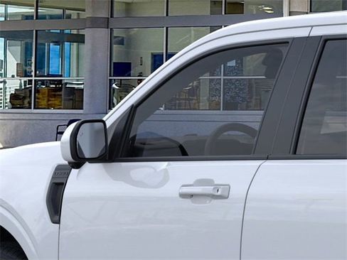 New 2025 Ford Maverick Lobo image 21