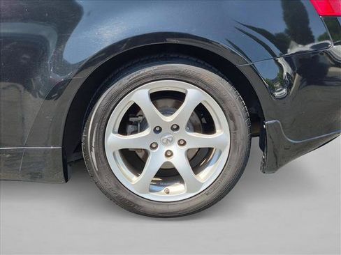 Used 2004 INFINITI G35 Coupe w/ Premium Pkg RWD image 19