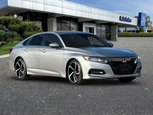 Used 2019 Honda Accord Sport image 10