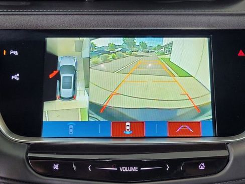 Used 2019 Cadillac XT5 Platinum AWD/4WD image 11