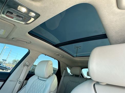 Used 2022 Genesis GV70 3.5T Sport w/ Sport Prestige Package image 11