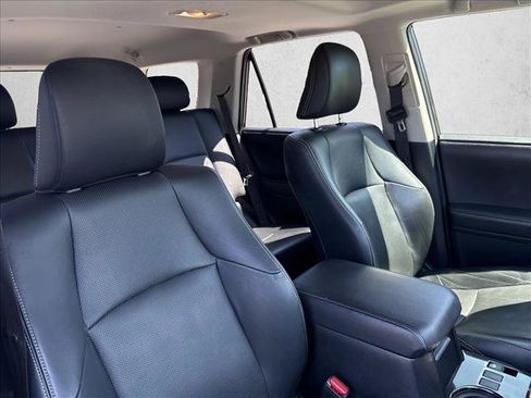Certified 2019 Toyota 4Runner Limited AWD/4WD image 28