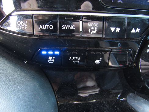 Used 2024 Acura MDX A-Spec AWD/4WD image 23