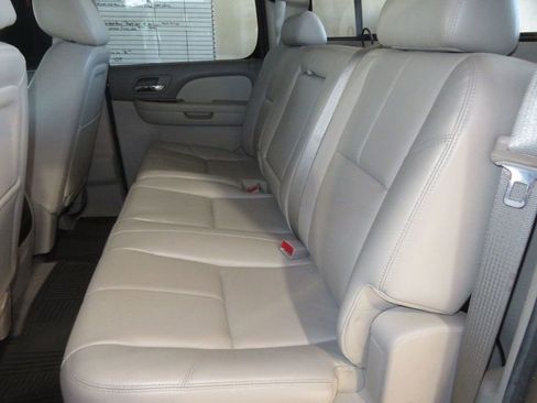 Used 2013 GMC Sierra 2500 SLT w/ SLT Convenience Package image 29