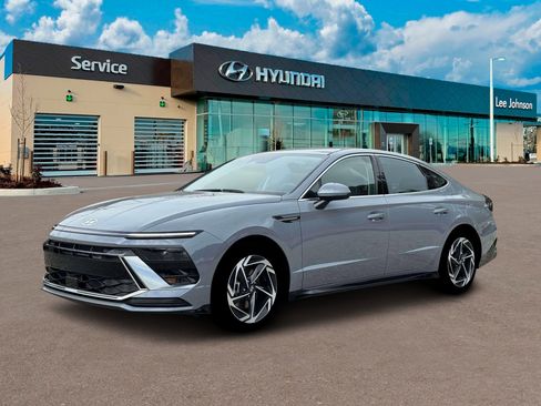 New 2026 Hyundai Sonata SEL image 2