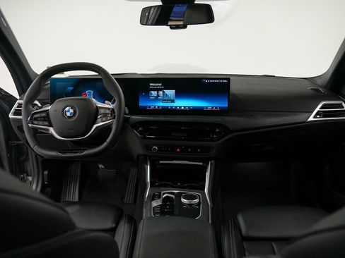 Used 2025 BMW 330i xDrive Sedan w/ M Sport Package AWD/4WD image 20