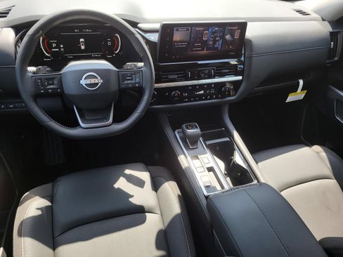 New 2026 Nissan Pathfinder SL w/ Cargo Package FWD image 17