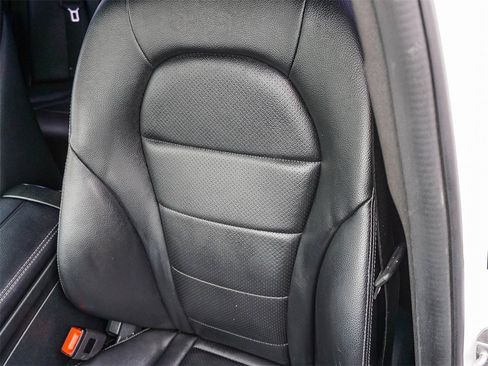 Used 2019 Mercedes-Benz C 300 Sedan image 20