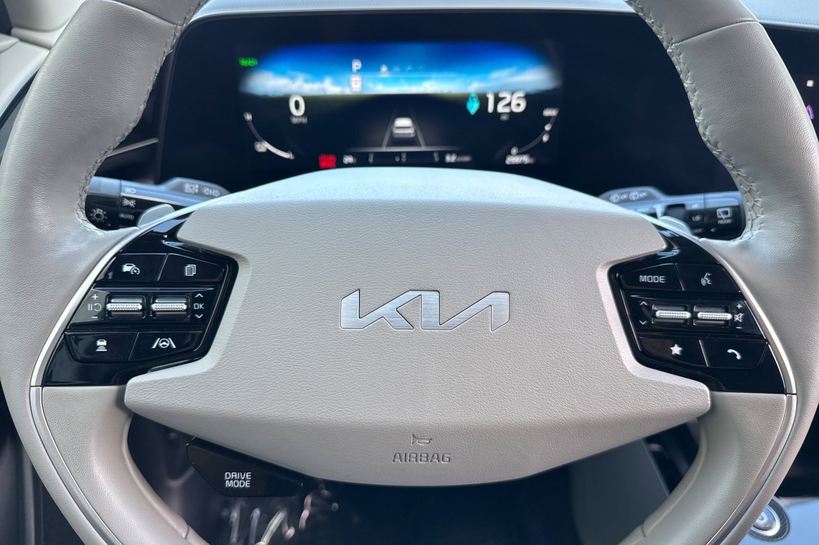 Used 2023 Kia Niro Wind w/ Wind Preserve Package FWD image 11