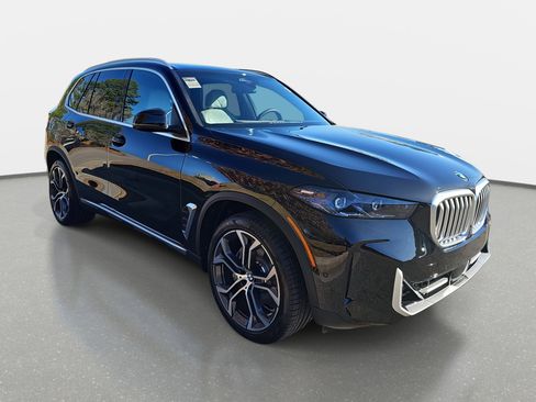 New 2026 BMW X5 xDrive40i w/ Climate Comfort Package image 3