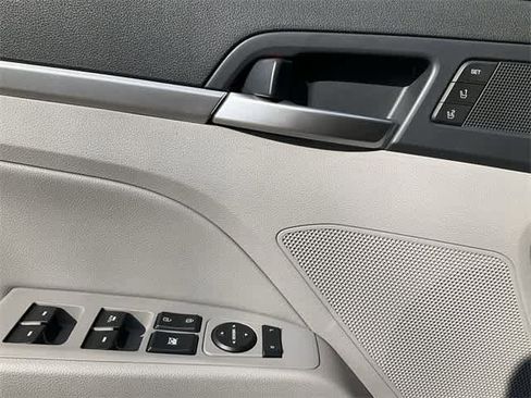 Used 2020 Hyundai Elantra Limited w/ Ultimate Package 03 image 14