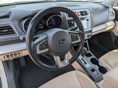 Used 2016 Subaru Outback 2.5i Premium AWD/4WD image 14