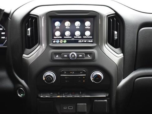 Used 2025 Chevrolet Silverado 1500 Custom AWD/4WD image 26