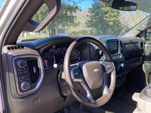 Used 2019 Chevrolet Silverado 1500 LT w/ All-Star Edition image 9
