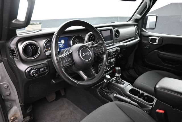 Used 2022 Jeep Gladiator Sport AWD/4WD image 14