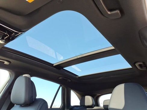 New 2026 Mercedes-Benz GLC 300 GLC 300 image 14