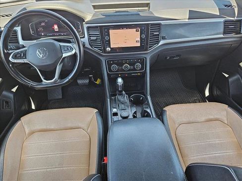 Used 2020 Volkswagen Atlas Cross Sport SEL Premium AWD/4WD image 18