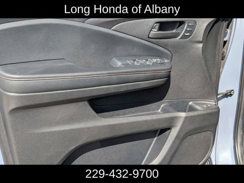 Used 2022 Honda Passport TrailSport image 12