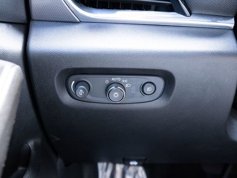 Used 2020 Chevrolet Traverse Premier w/ Redline Edition image 11