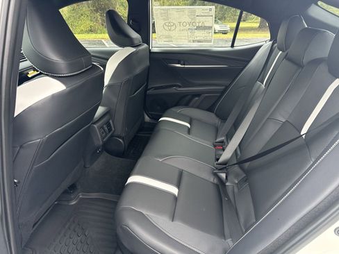 New 2025 Toyota Camry SE w/ Convenience Package image 23