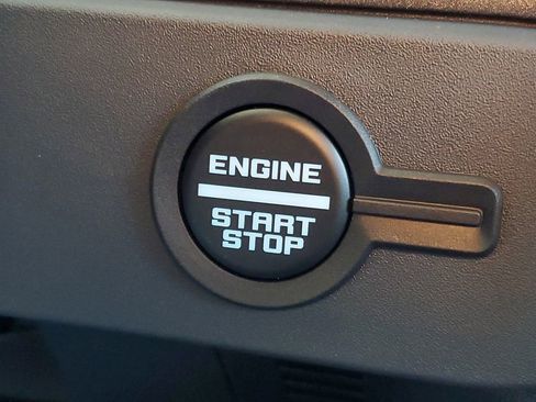 New 2025 Ford Bronco Big Bend w/ Black Diamond Package image 14