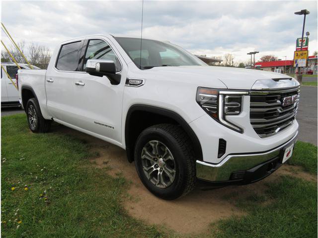 Used 2025 GMC Sierra 1500 SLT AWD/4WD image 14