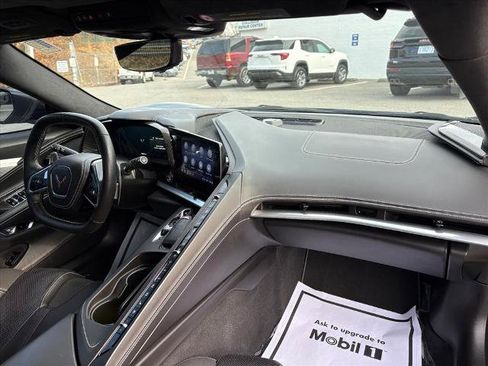 Used 2022 Chevrolet Corvette Stingray Premium Conv w/ Z51 Performance Package image 6