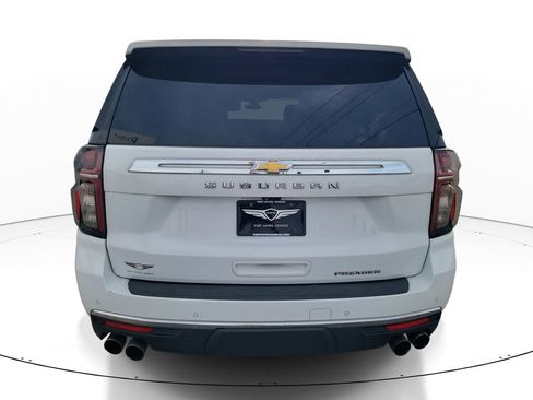 Used 2021 Chevrolet Suburban Premier w/ Premium Package image 5