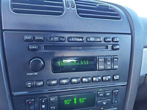 Used 2002 Ford Thunderbird Base image 20