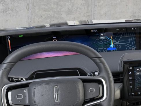 New 2026 Lincoln Nautilus Reserve AWD/4WD image 13