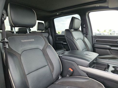 Used 2024 RAM 1500 Laramie image 30