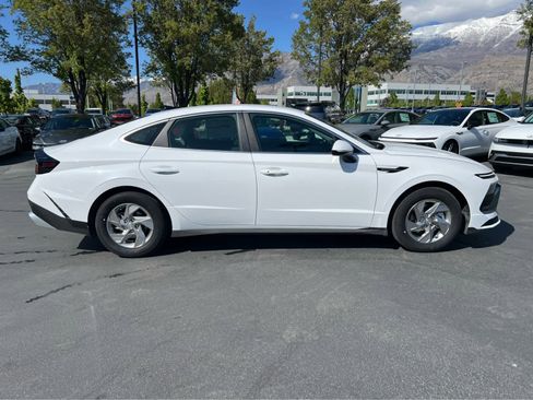 New 2026 Hyundai Sonata SE FWD image 6
