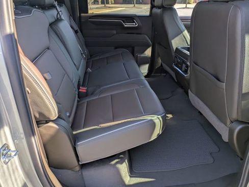 New 2026 GMC Sierra 2500 Denali w/ Denali Reserve Package AWD/4WD image 34