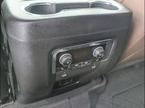 Used 2023 Chevrolet Tahoe High Country AWD/4WD image 19