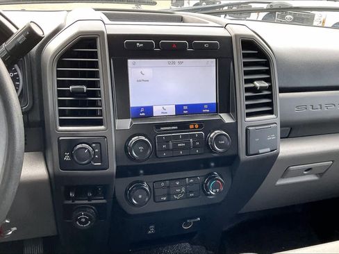 Used 2020 Ford F250 XL w/ STX Appearance Package image 7