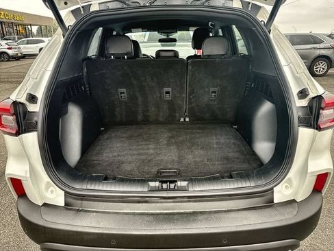 Used 2025 Ford Escape ST-Line w/ Tech Pack #1 AWD/4WD image 23
