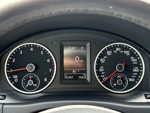 Used 2017 Volkswagen Tiguan Limited FWD image 27
