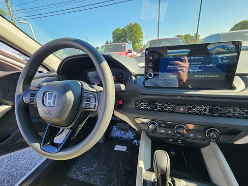 New 2026 Honda Accord LX image 7